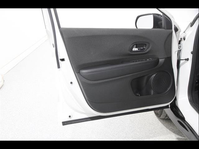 Used 2022 Honda HR-V Sport image 4