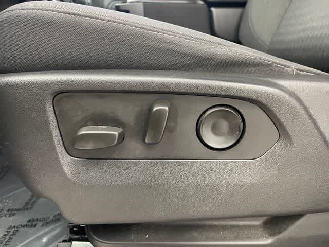Used 2023 Chevrolet Silverado 1500 Custom w/ LPO, Dark Essentials Package AWD/4WD image 9