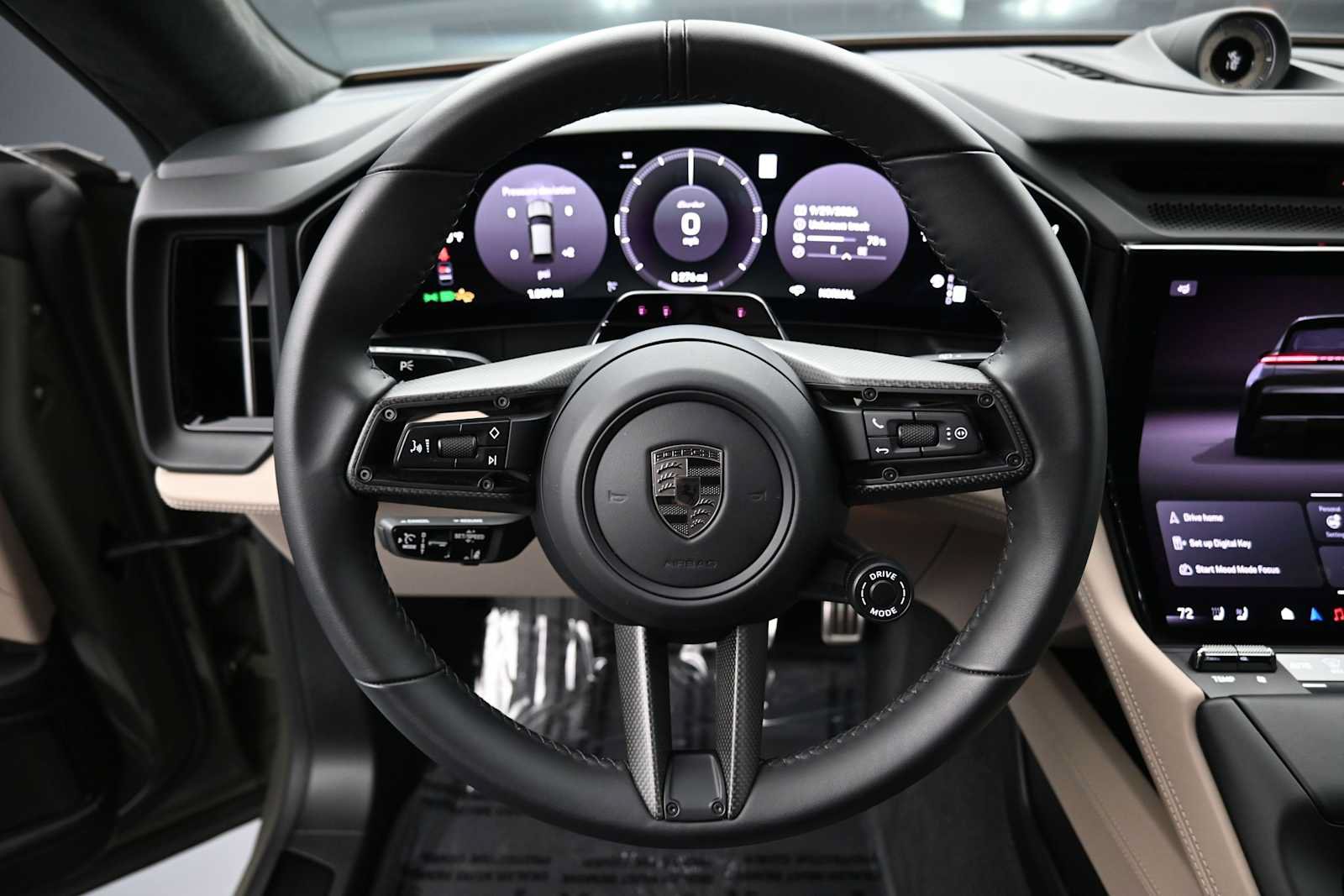 New 2026 Porsche Cayenne Turbo AWD/4WD image 9