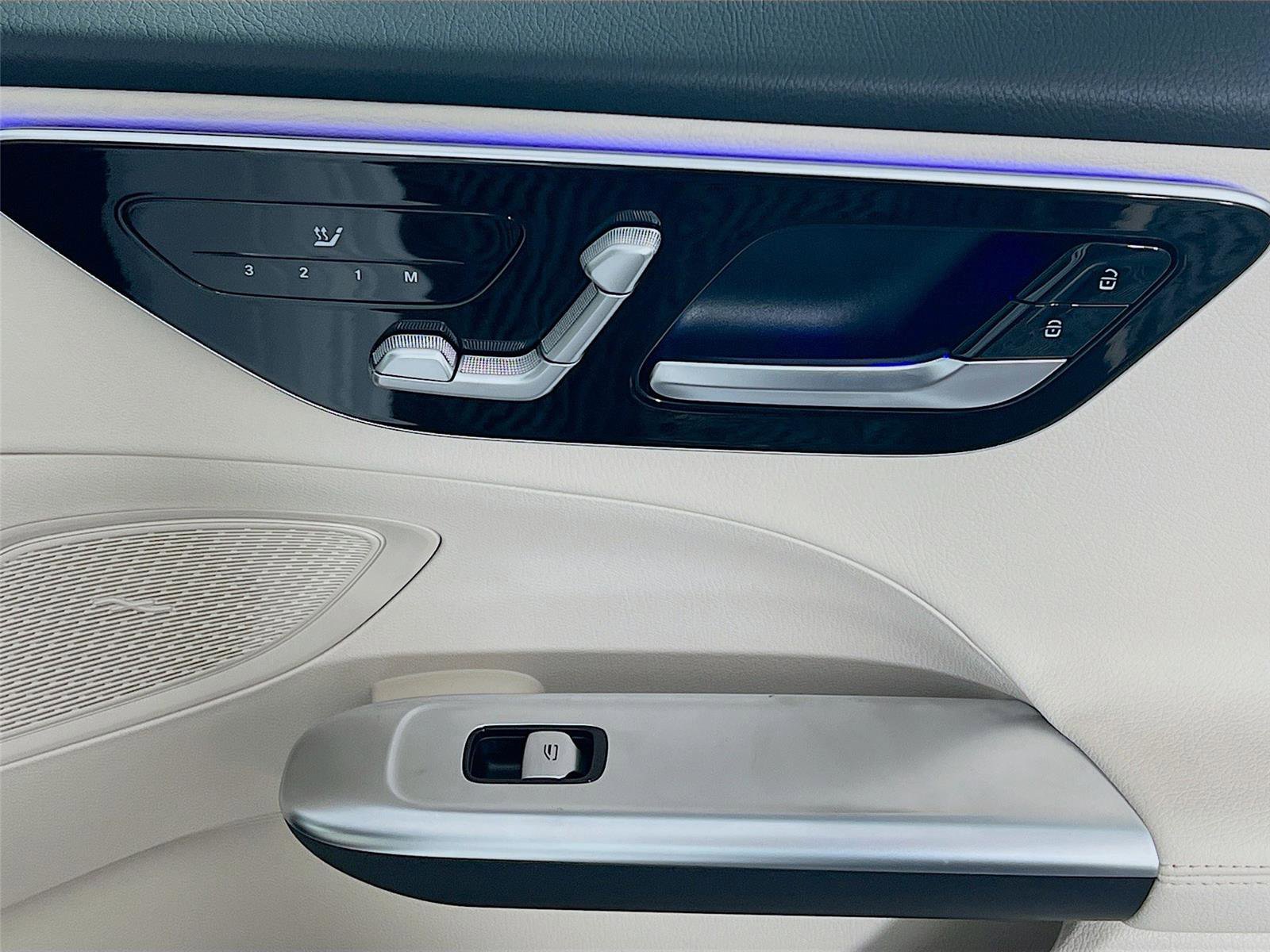 New 2026 Mercedes-Benz C 300 4MATIC Sedan image 30