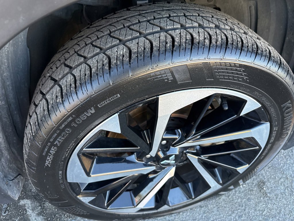 Used 2024 Mitsubishi Outlander SE image 13