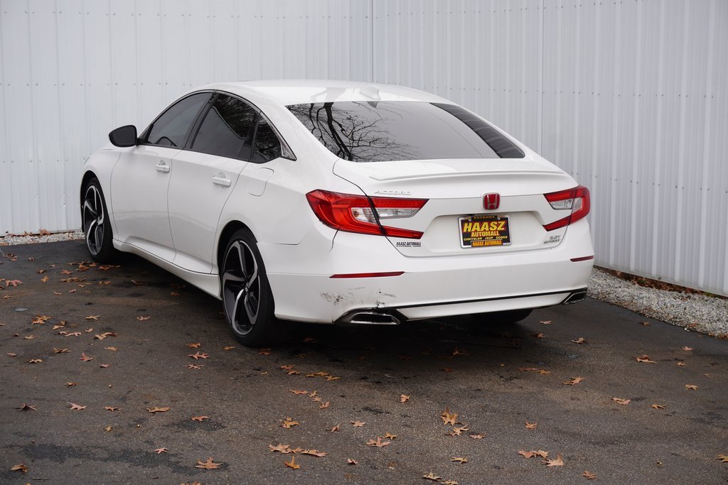 Used 2019 Honda Accord Sport image 4