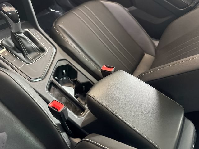 Certified 2023 Volkswagen Tiguan SE w/ Panoramic Sunroof Package FWD image 24