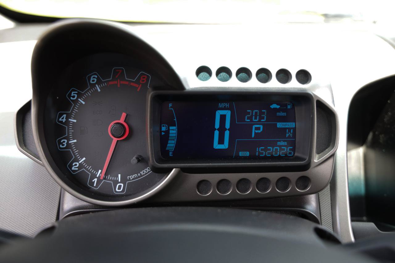 Used 2014 Chevrolet Sonic LT FWD image 28