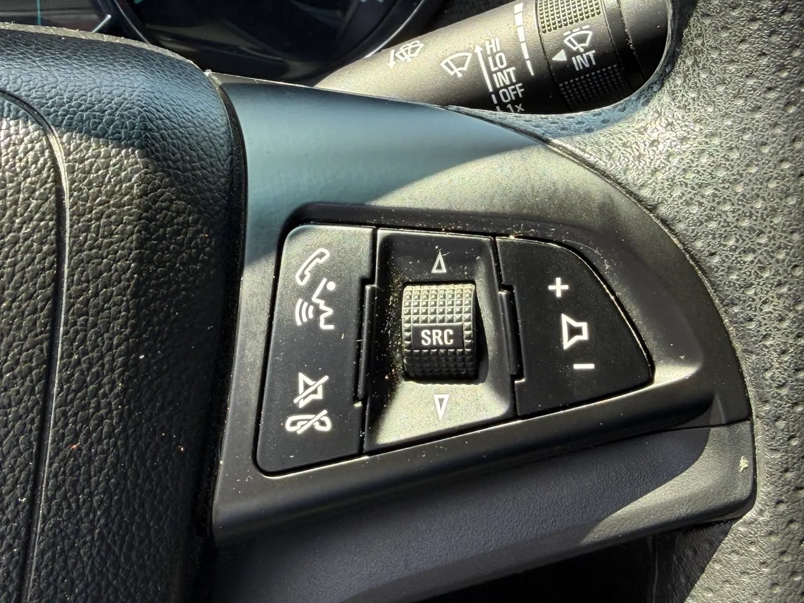 Used 2015 Chevrolet Cruze LT w/ Sun And Sound Package FWD image 41