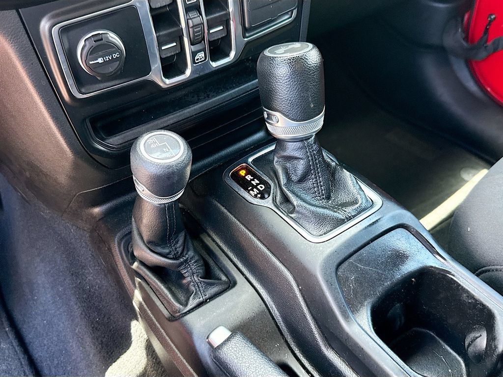Used 2022 Jeep Wrangler Unlimited Sport AWD/4WD image 18
