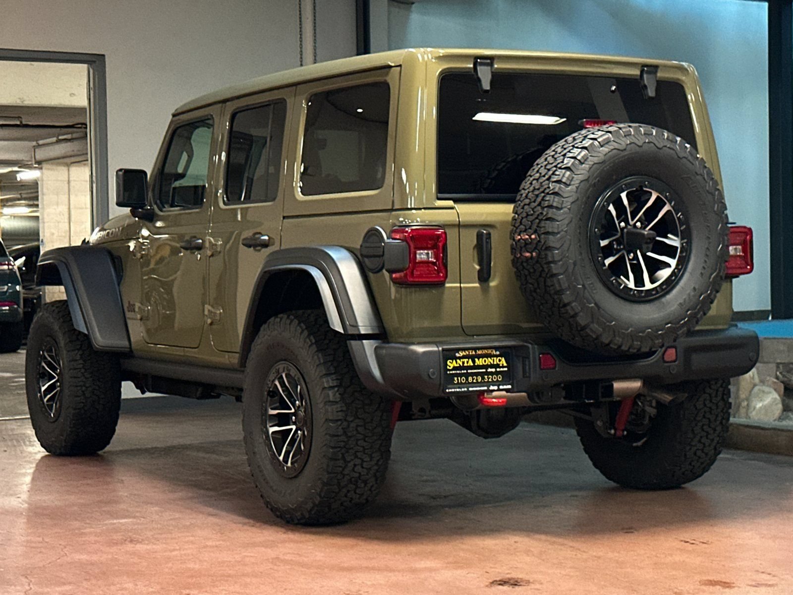 New 2026 Jeep Wrangler Unlimited Rubicon w/ Xtreme 35 Tire Package AWD/4WD image 3