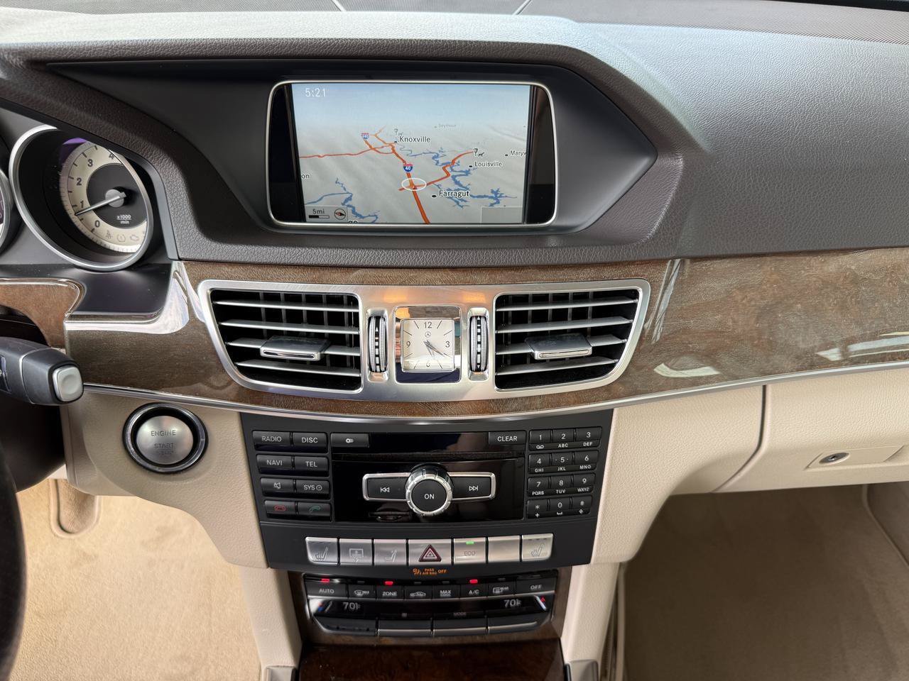 Used 2014 Mercedes-Benz E 350 4MATIC Sport image 18