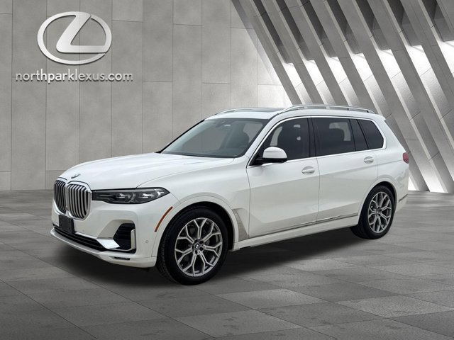Used 2020 BMW X7 xDrive40i w/ Premium Package AWD/4WD image 3