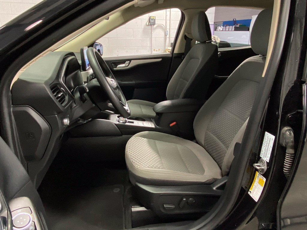 Used 2020 Ford Escape SE AWD/4WD image 17