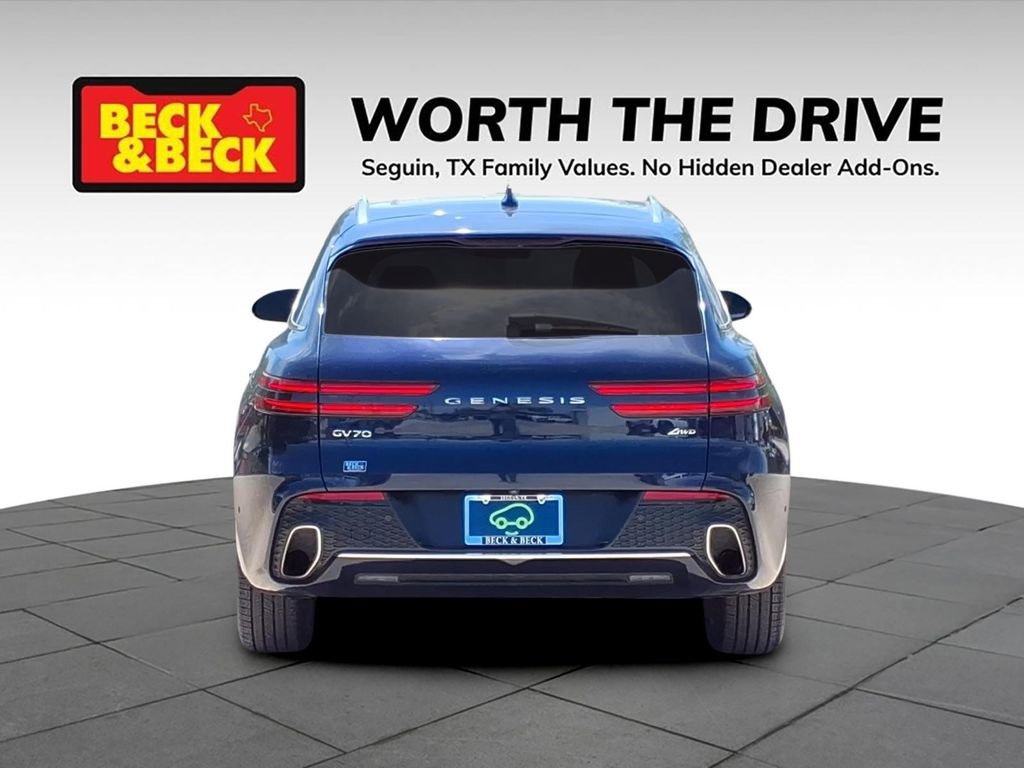 Used 2022 Genesis GV70 2.5T w/ Advanced Package image 6