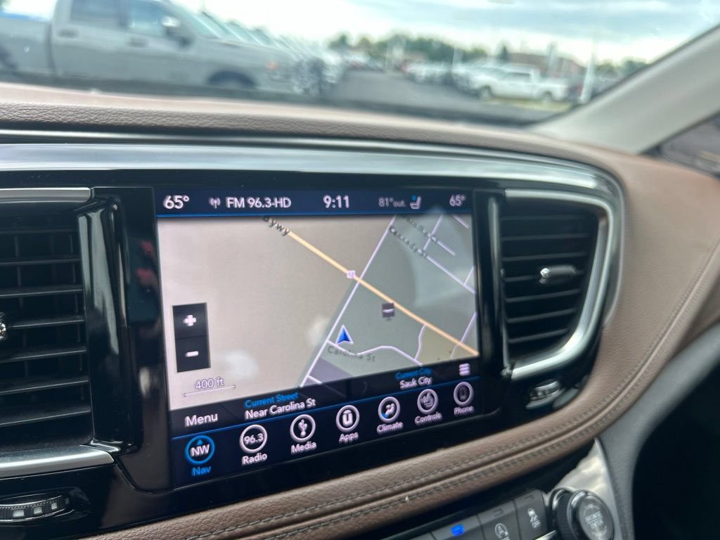 Certified 2018 Chrysler Pacifica Limited w/ Advanced Safetytec Group FWD image 18