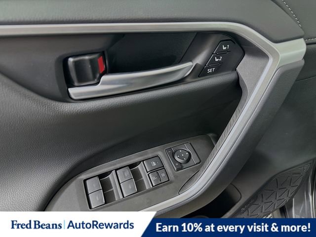 New 2025 Toyota RAV4 Limited image 7