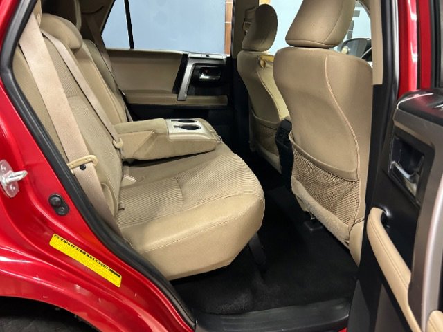 Used 2016 Toyota 4Runner SR5 AWD/4WD image 12