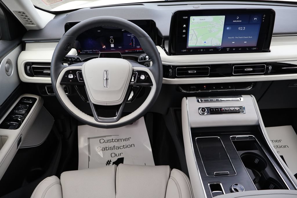 New 2027 Lincoln Aviator Reserve AWD/4WD image 6