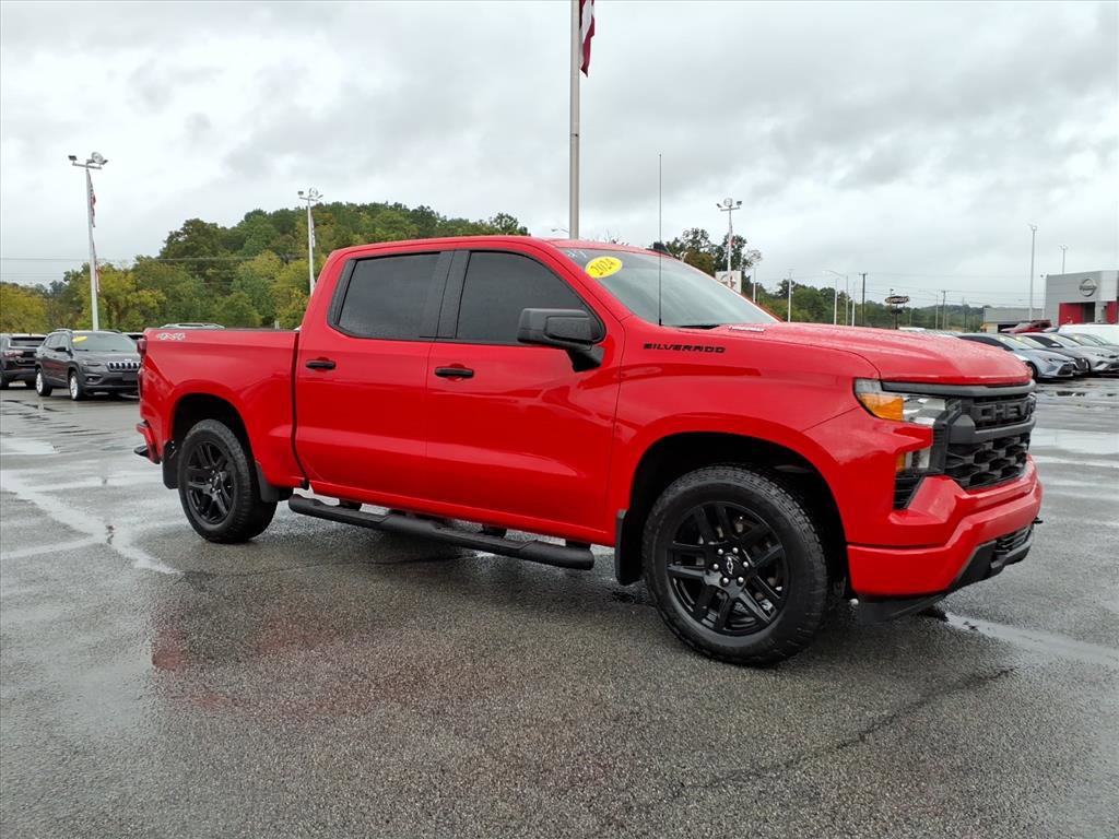 Used 2024 Chevrolet Silverado 1500 Custom w/ Turbomax Blackout Package image 14