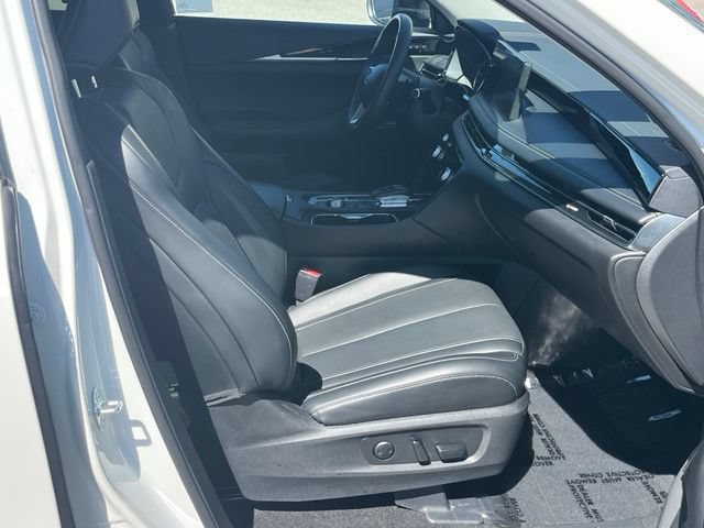 Used 2023 INFINITI QX60 Pure AWD/4WD image 8