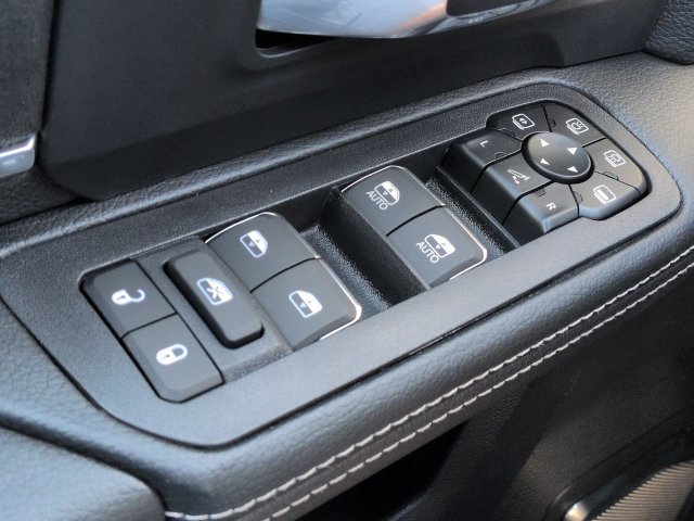 New 2027 RAM 2500 Laramie AWD/4WD image 27