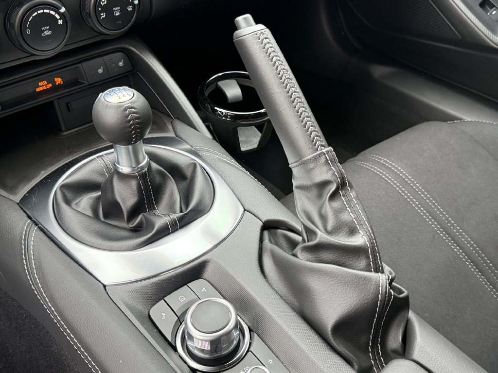 New 2026 MAZDA MX-5 Miata Club RWD image 18