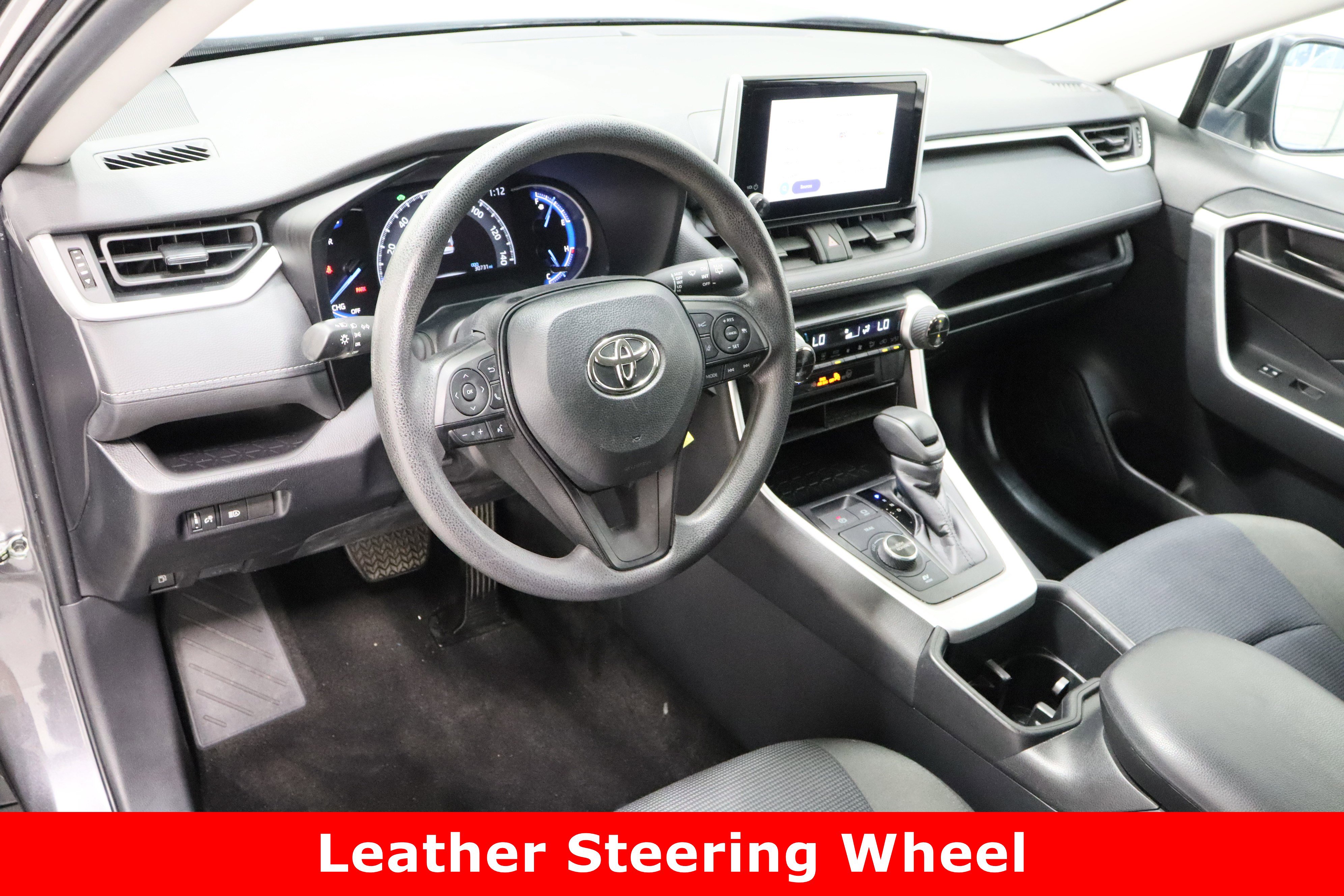 Used 2024 Toyota RAV4 LE image 13