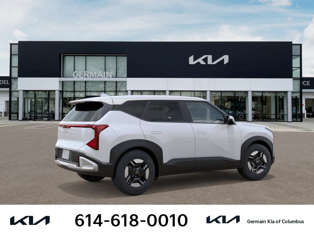 New 2027 Kia Seltos LX FWD image 9