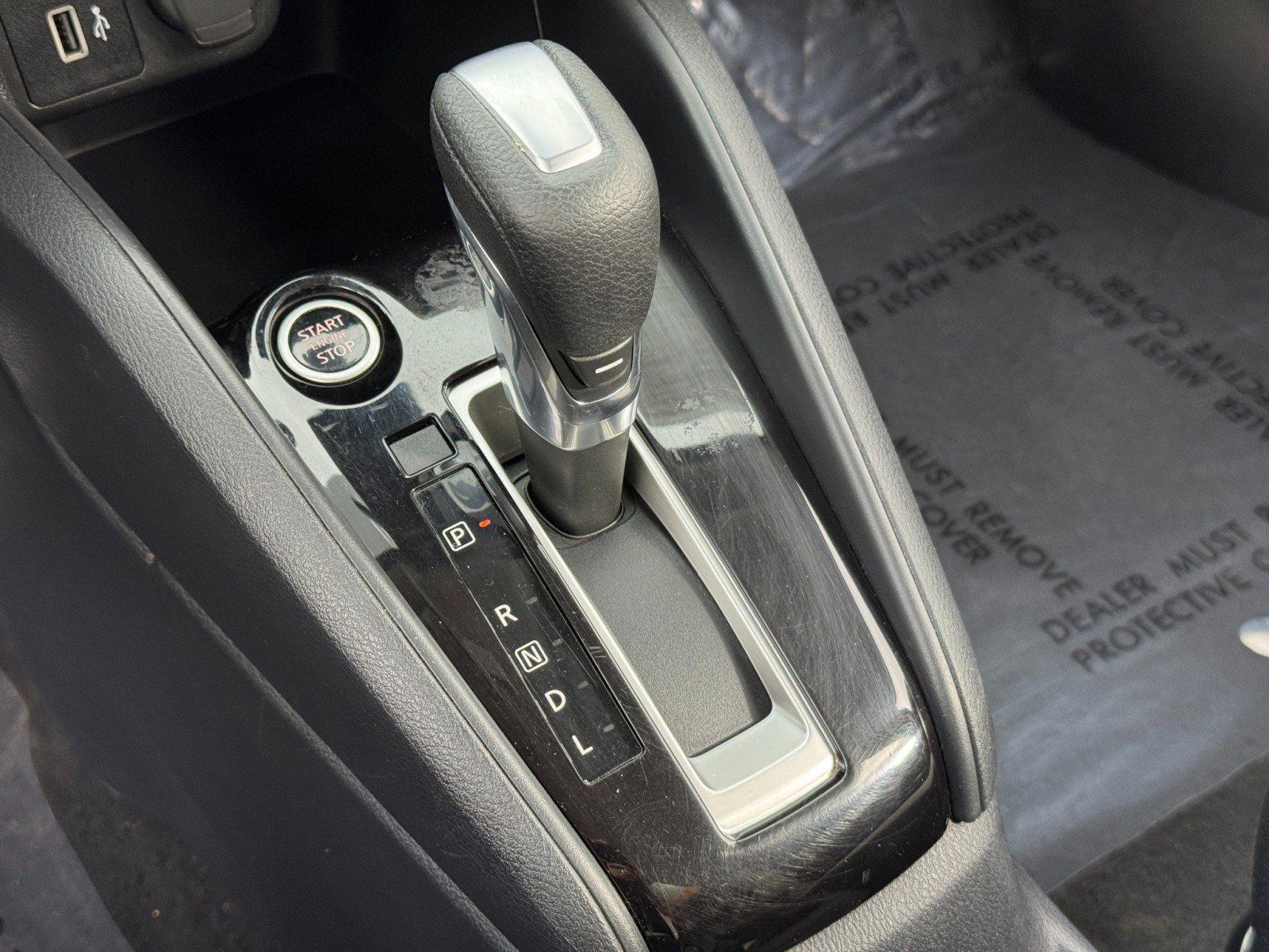 Used 2021 Nissan Versa SV image 26