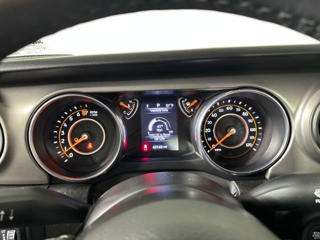 Used 2022 Jeep Gladiator Sport image 17