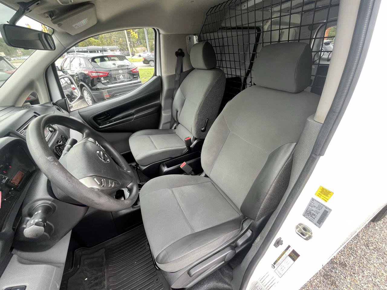 Used 2019 Nissan NV200 SV w/ Back Door Glass Package FWD image 12