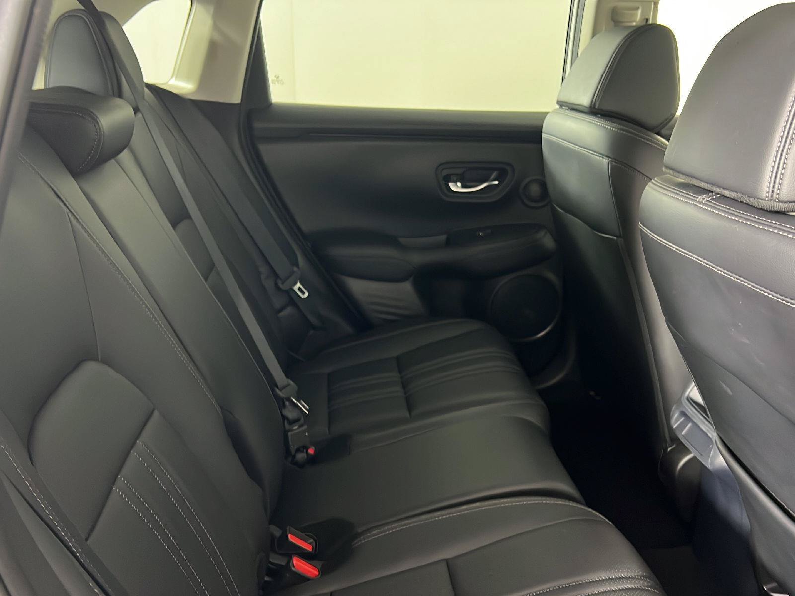 Used 2023 Honda HR-V EX-L image 38