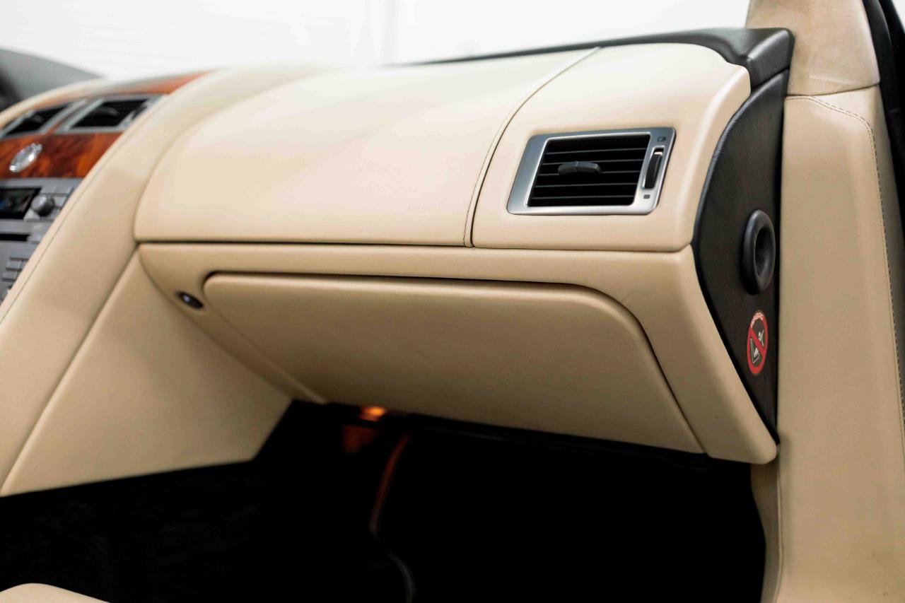 Used 2006 Aston Martin DB9 Volante RWD image 88