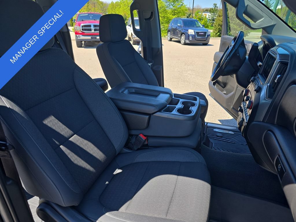 Used 2021 Chevrolet Silverado 1500 RST AWD/4WD image 10
