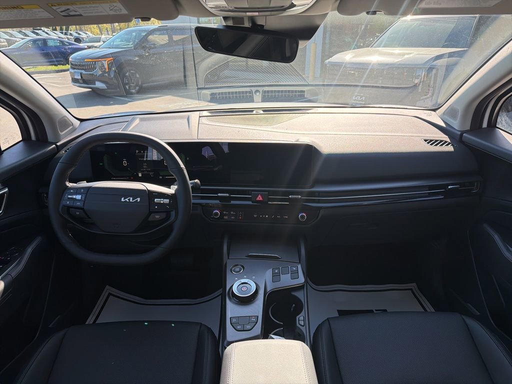New 2026 Kia Sportage EX AWD/4WD image 23