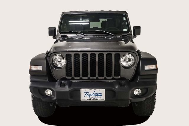 Used 2024 Jeep Wrangler Sport S image 3