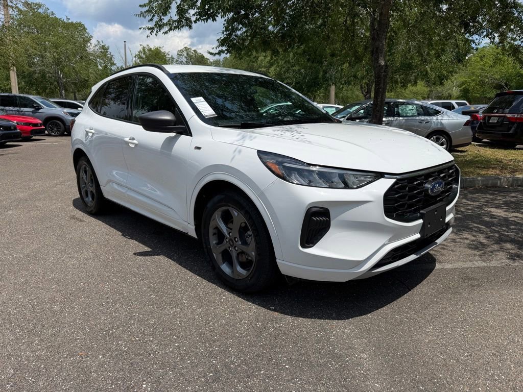 Used 2023 Ford Escape ST-Line w/ Tech Pack #1 FWD video 1
