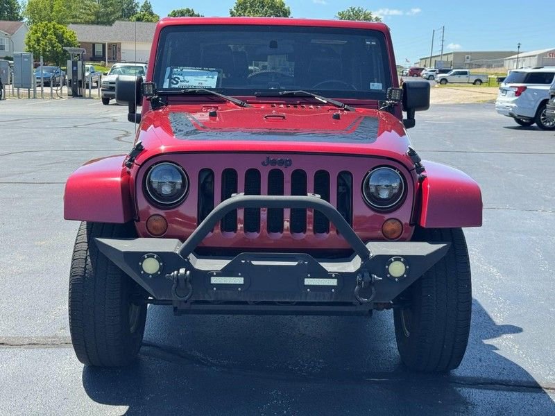 Used 2012 Jeep Wrangler Sahara AWD/4WD image 9