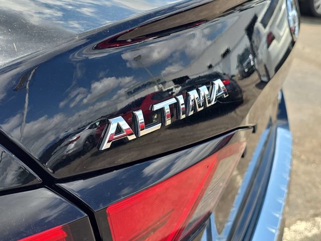 Used 2022 Nissan Altima 2.0 SR FWD image 37