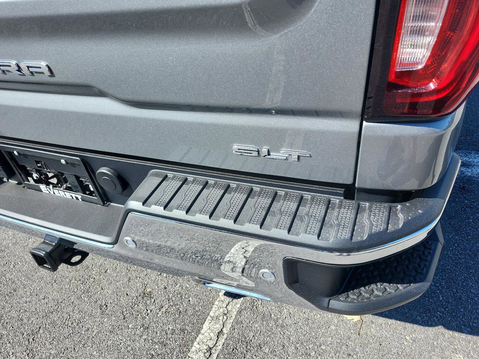 New 2026 GMC Sierra 1500 SLT w/ SLT Premium Plus Package image 4