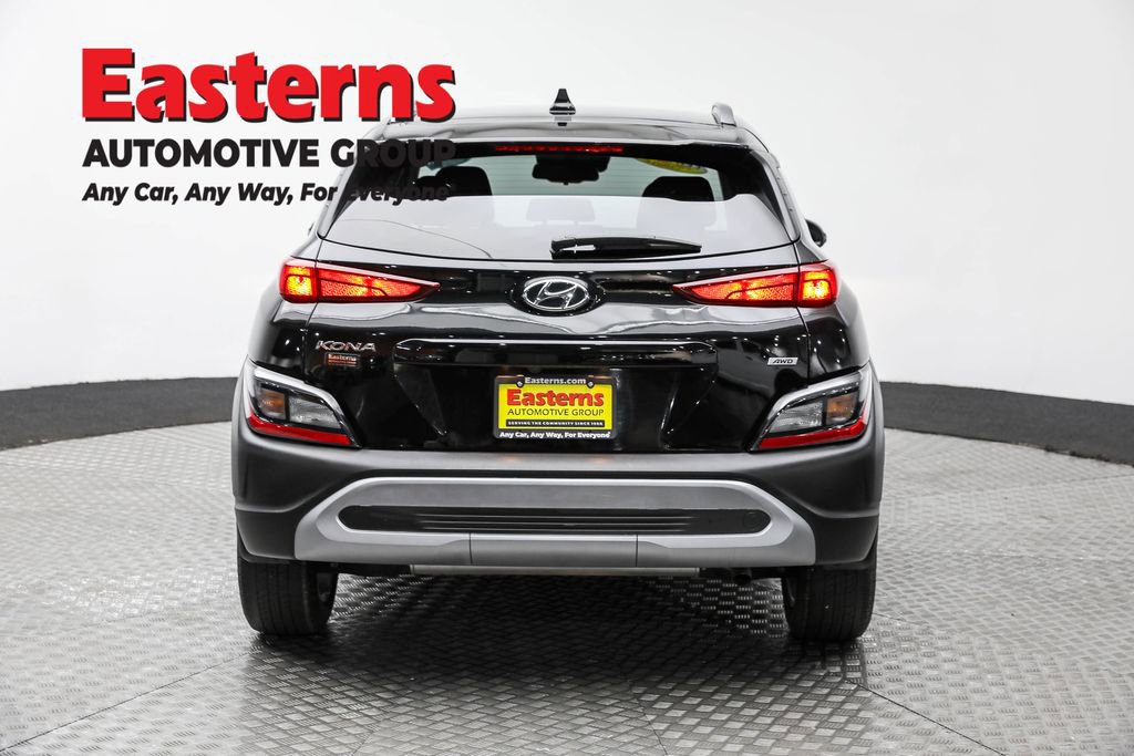 Used 2023 Hyundai Kona SEL image 6