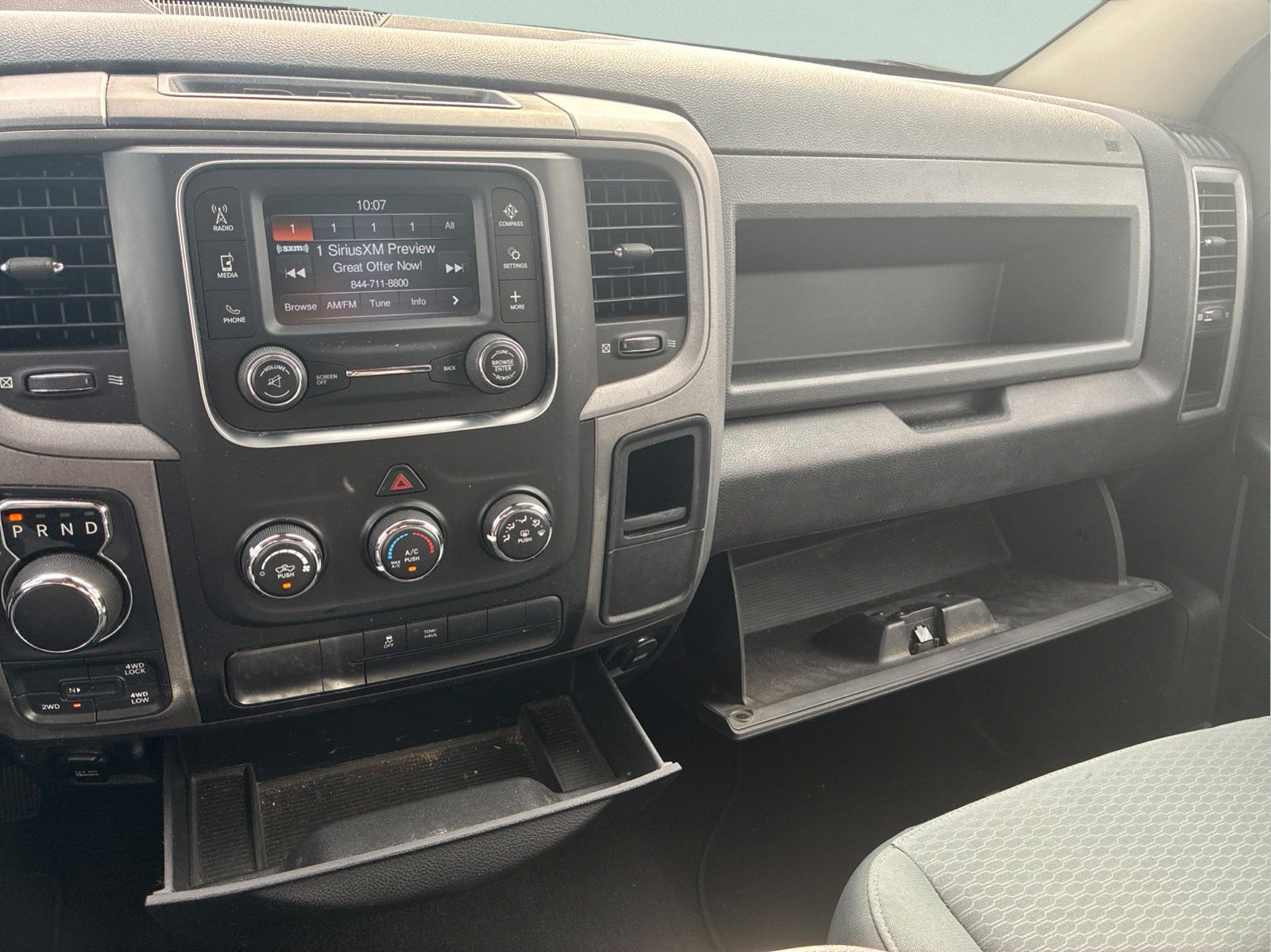 Certified 2017 RAM 1500 Express AWD/4WD image 29
