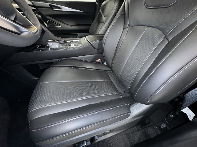 Certified 2025 INFINITI QX60 Luxe w/ Black Edition image 17