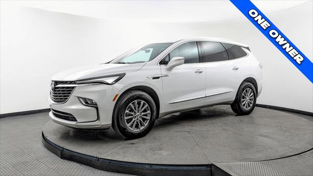 Used 2024 Buick Enclave Premium image 2