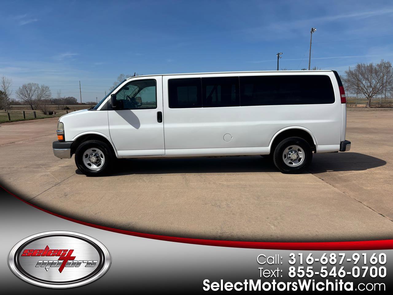 Used 2014 Chevrolet Express 3500 LT w/ LT Preferred Equipment Group image 1