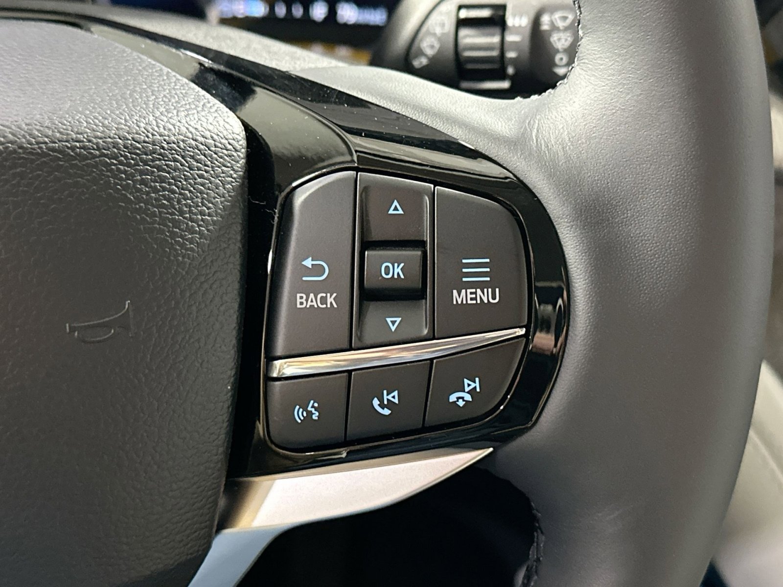 New 2026 Ford Explorer Platinum w/ LUX Leather Package image 20