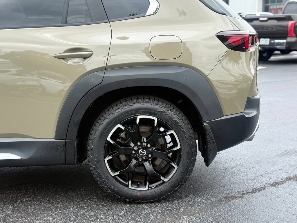 Used 2023 MAZDA CX-50 Meridian Edition w/ Apex Package AWD/4WD image 4