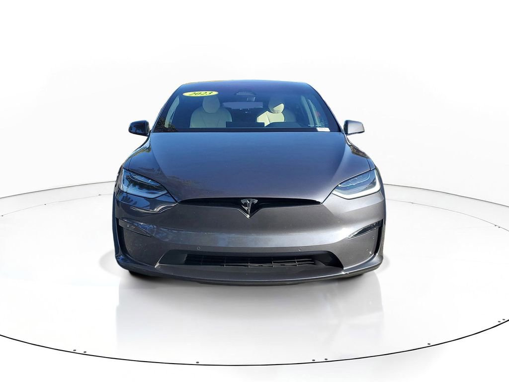 Used 2023 Tesla Model X image 2