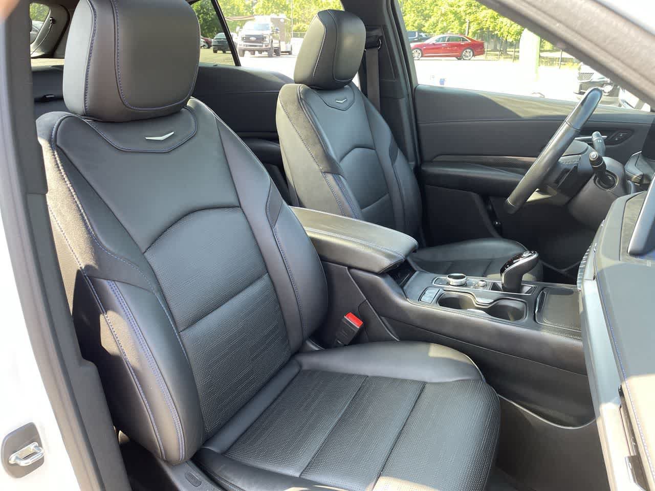 Certified 2024 Cadillac XT4 Sport FWD image 14