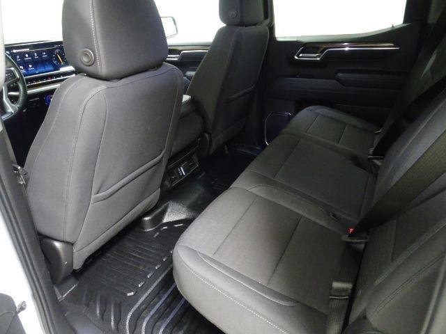 Used 2025 Chevrolet Silverado 1500 LT w/ Safety Package AWD/4WD image 39