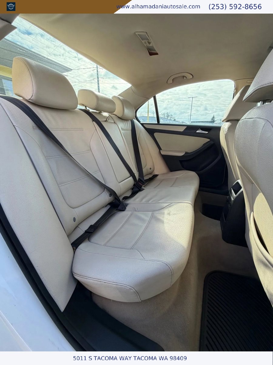 Used 2011 Volkswagen Jetta SE image 12