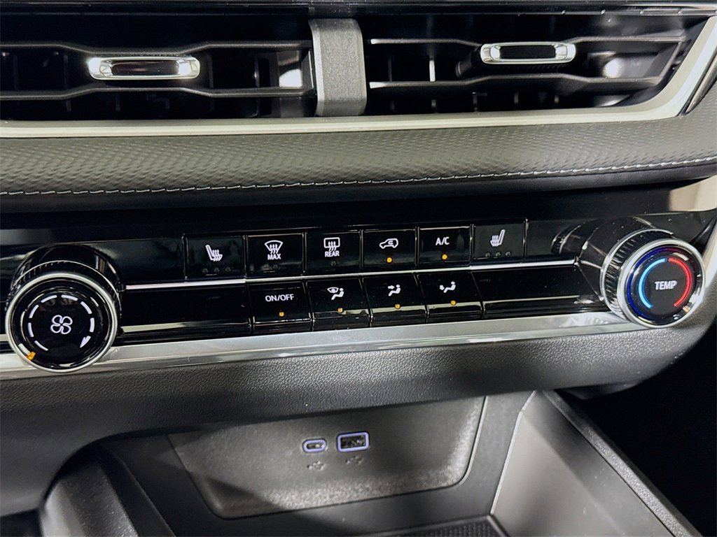 New 2026 Chevrolet Equinox LT image 10