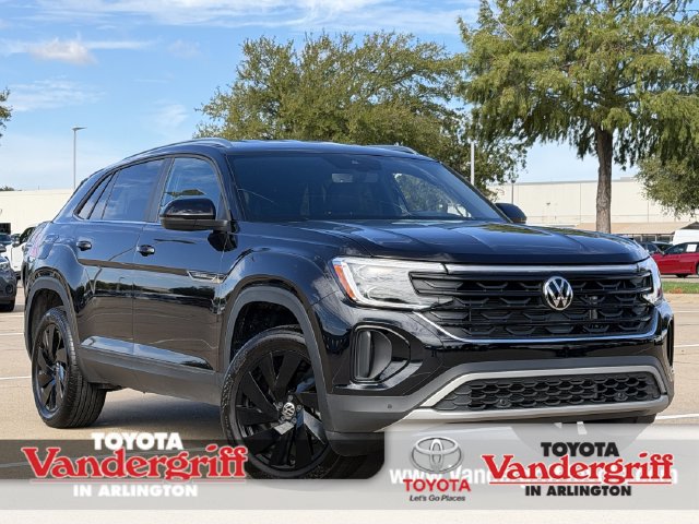 Used 2026 Volkswagen Atlas Cross Sport SE FWD image 1
